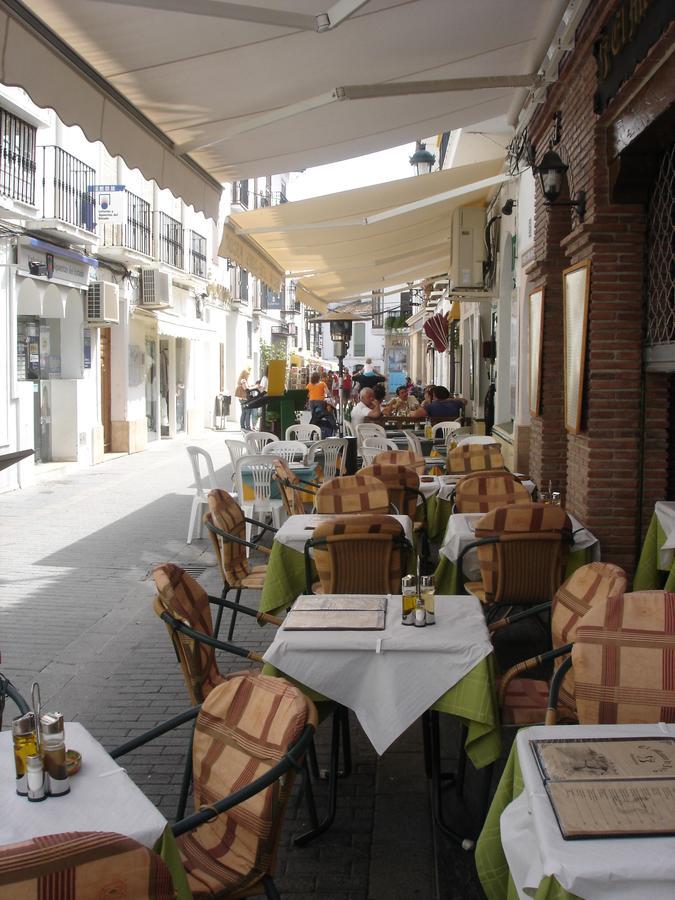 Tahiti, Bluewater Apartment Nerja